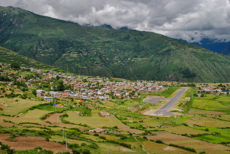 सिमकाेट विमानस्थलमा हेल्थडेस्क र होल्डिङ सेन्टर, यात्रुको तीनपुस्ते विवरण राखिँदै